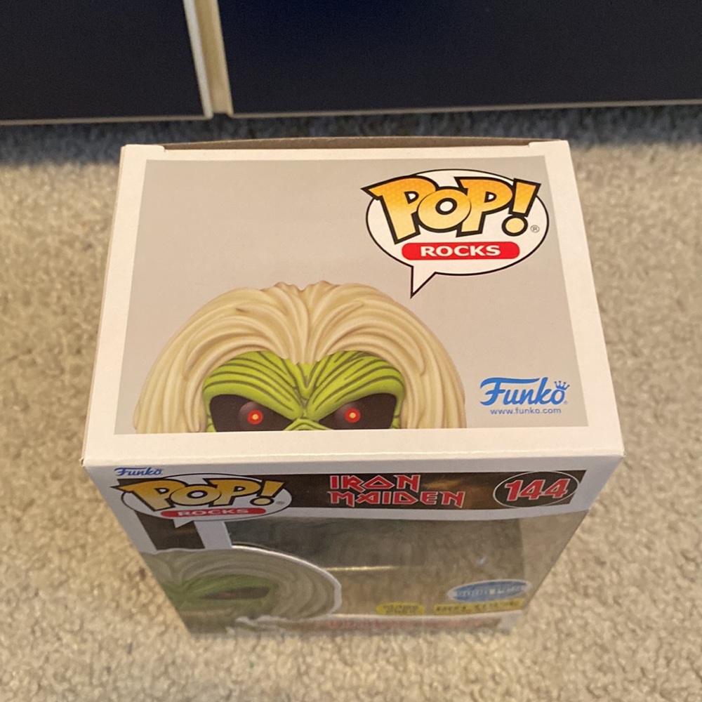 Iron Maiden Killers Eddie Limited Edition 5,000 Piece Glow in the Dark Funko Pop - Picture 10 of 10